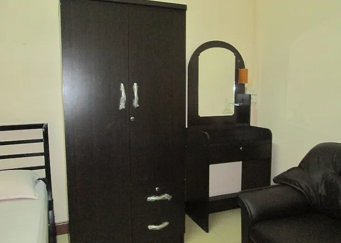Lee House Guest house *