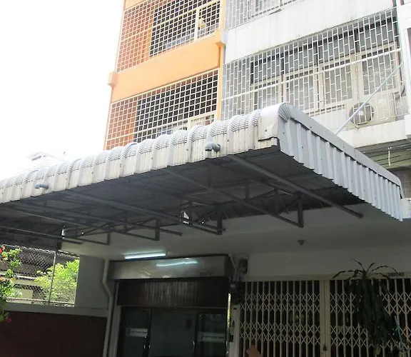 Guest house Lee House